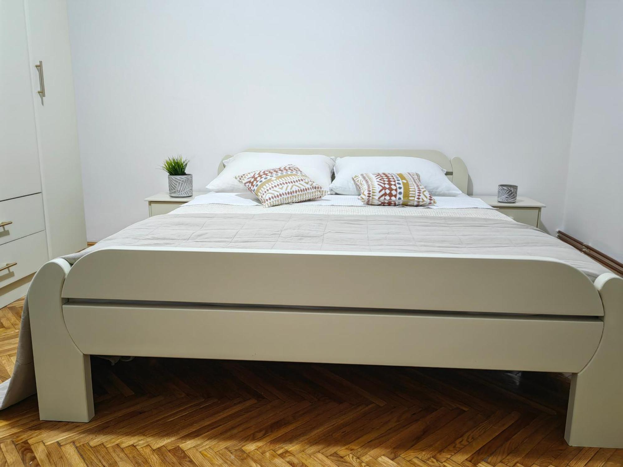 Orient Apartman Sremska Kamenica Bagian luar foto
